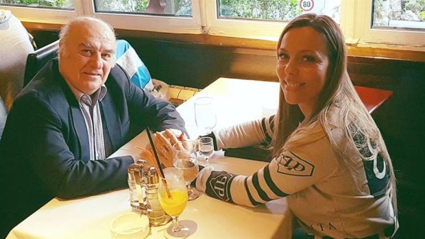 СРЦЕПАРАЈУЋЕ ПОРУКА ЋЕРКЕ МИКИЈА ЈЕВРЕМОВИЋА: Драги тата, када бисмо имали још један дан...
